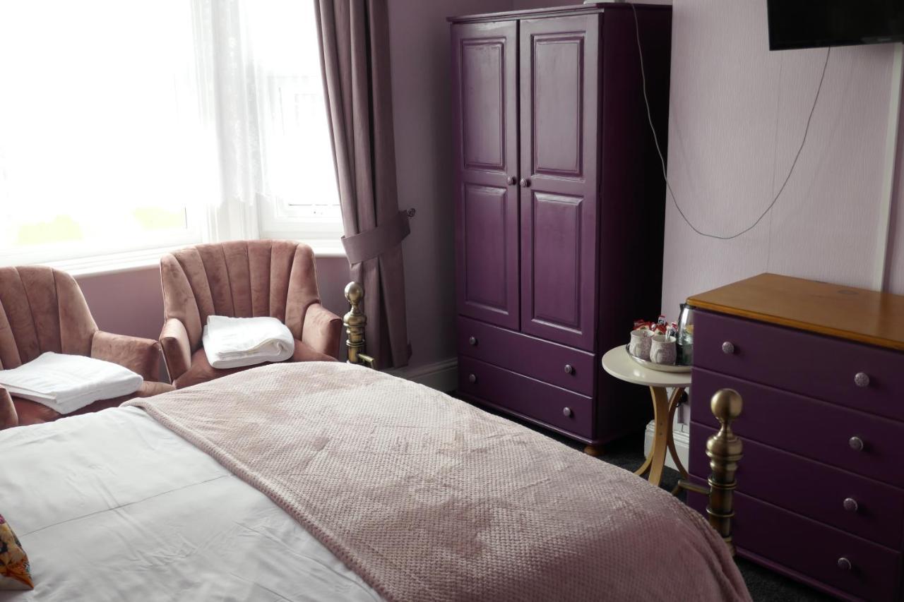 The Boundary Bed & Breakfast สการ์โบโรห์ ภายนอก รูปภาพ