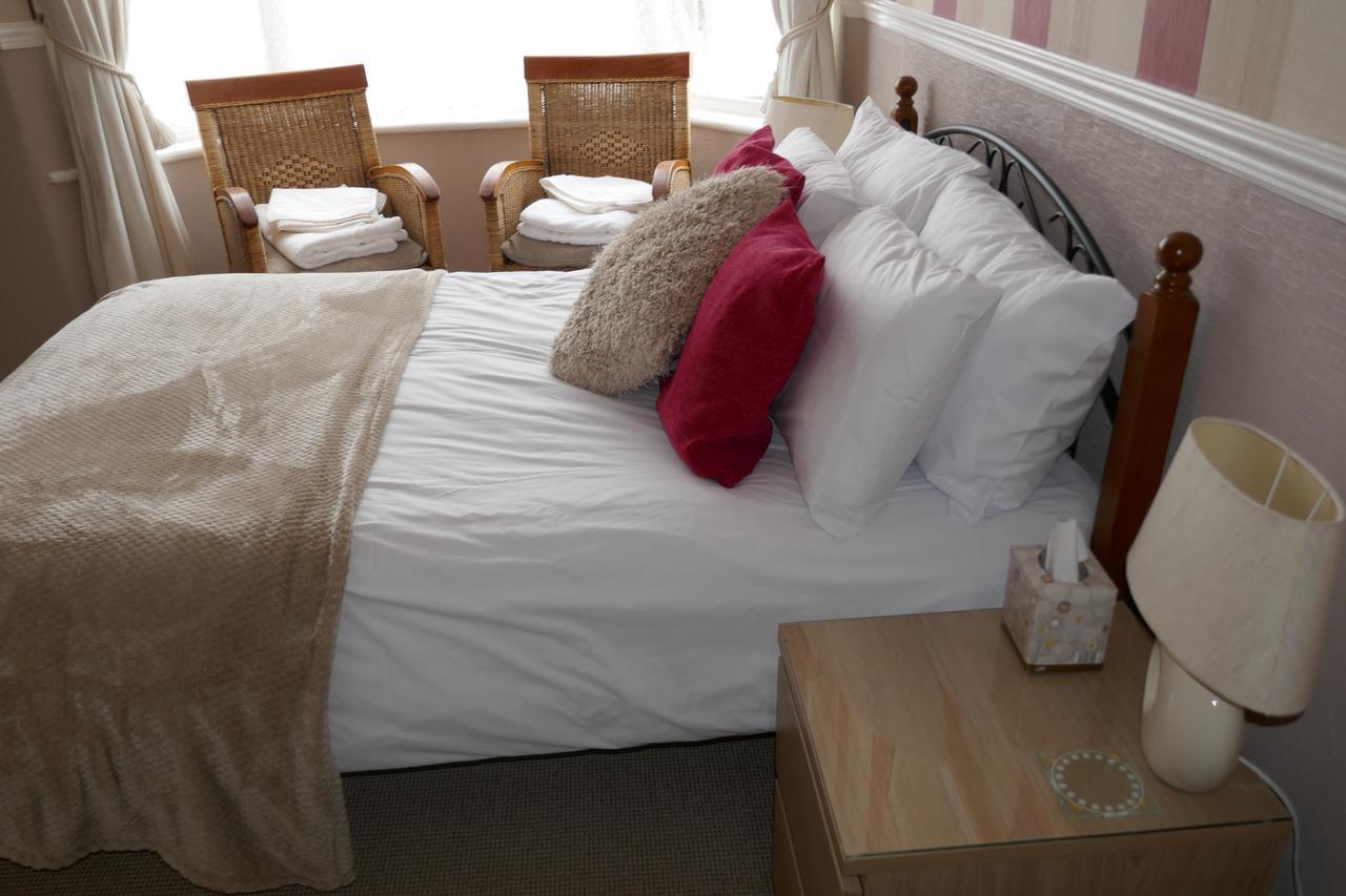 The Boundary Bed & Breakfast สการ์โบโรห์ ภายนอก รูปภาพ