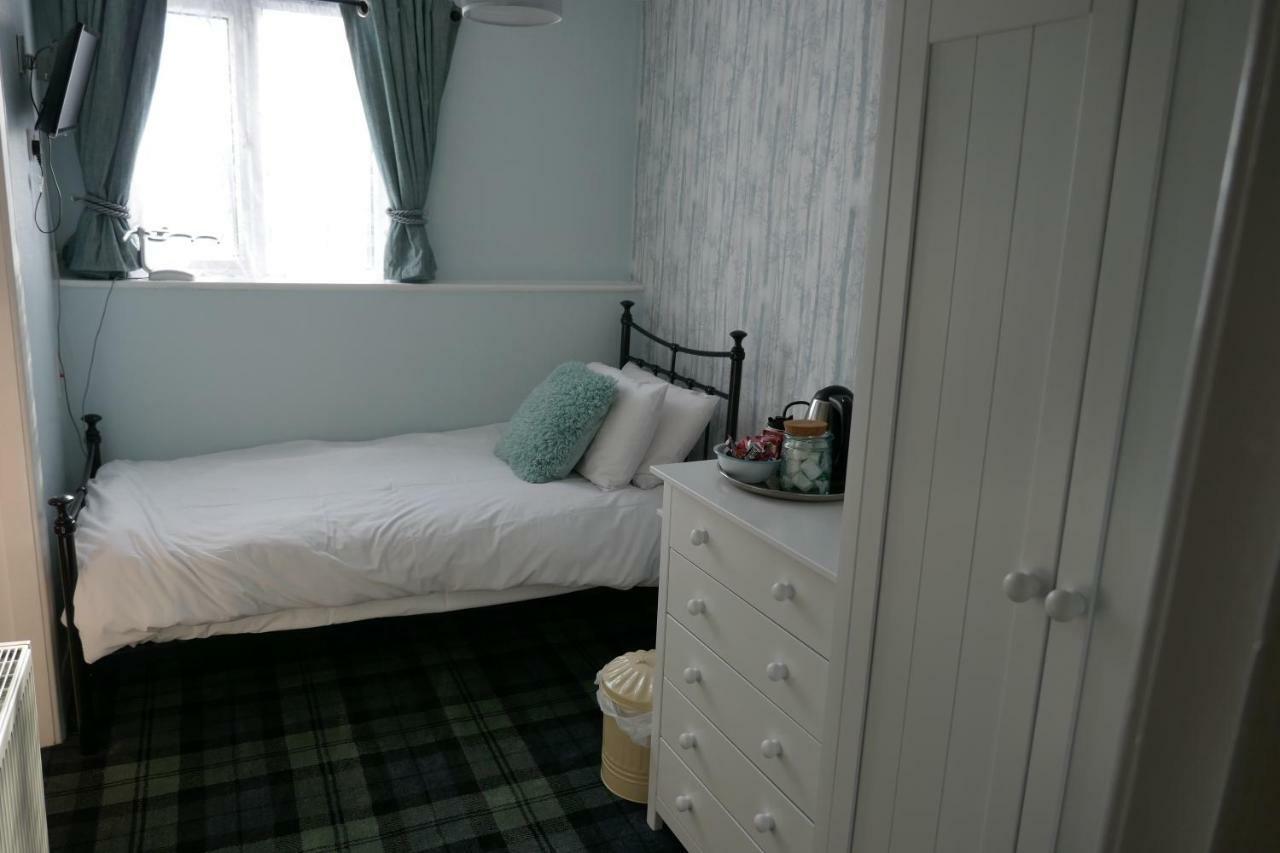 The Boundary Bed & Breakfast สการ์โบโรห์ ภายนอก รูปภาพ